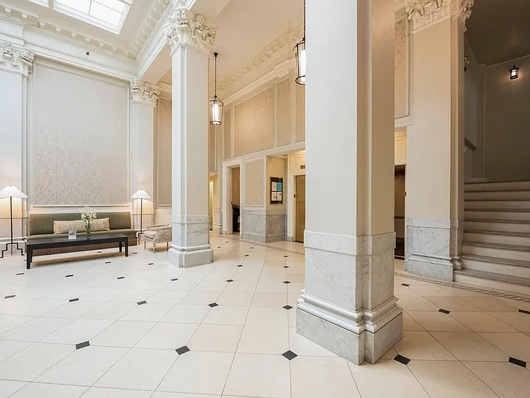 21 Beacon St #4EE — Photo 3
