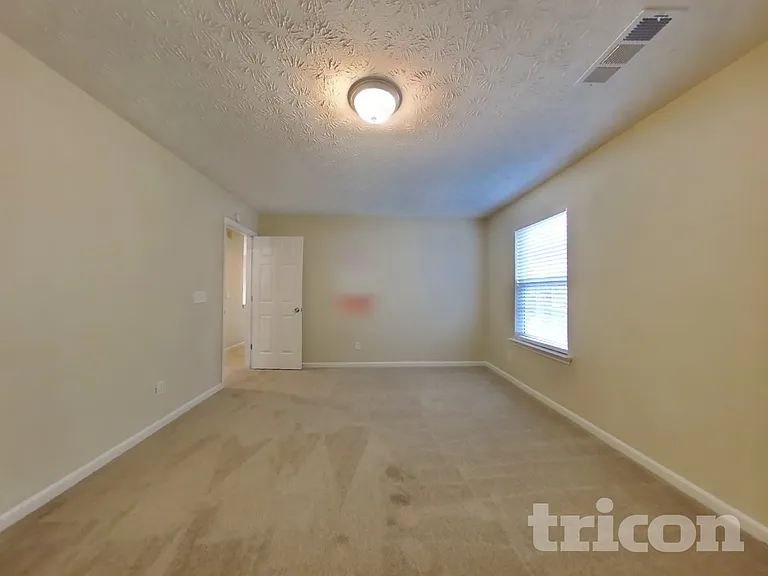 5316 Paddington Ln — Photo 11
