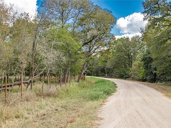 4th image of Berry Creek Dr