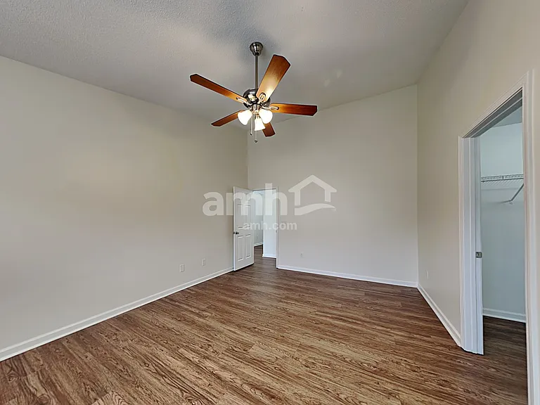 219 Bellport Dr — Photo 10