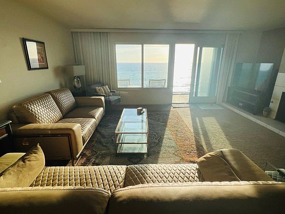 5th image of 233 S Helix Ave Unit X