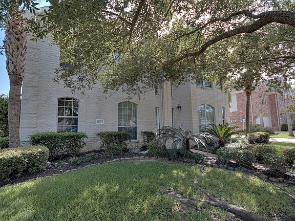 2nd image of 11604 Bay Ledge Dr