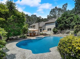 119 Deer Path Ln, Freehold, NJ 07728