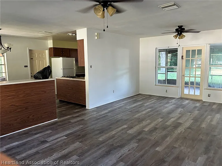 1223 Stenewahee Ave — Photo 11