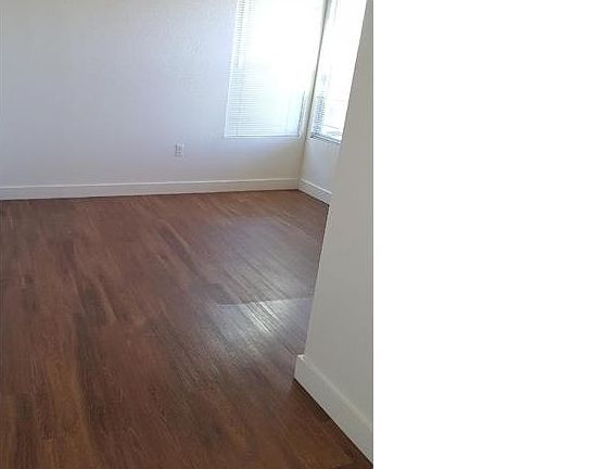 5th image of 1319 4th St NW APT 212B