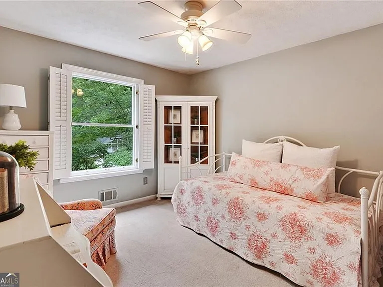 130 Cains Cove Dr — Photo 19
