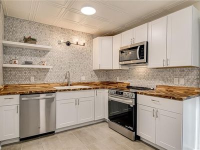 2755 Reynolds Park Rd, Winston Salem, NC, 27107