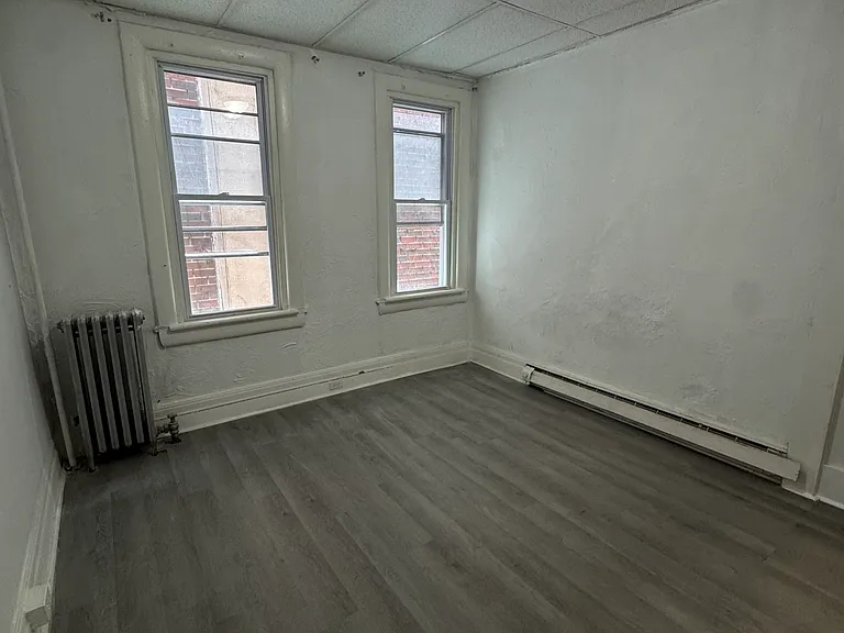 60-62 W Maple St #1 — Photo 10