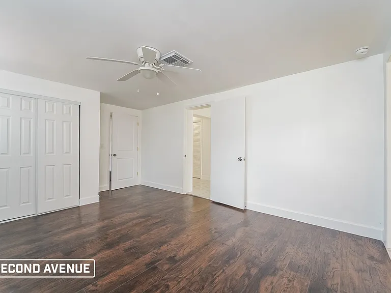 8617 Shumock Ave — Photo 7