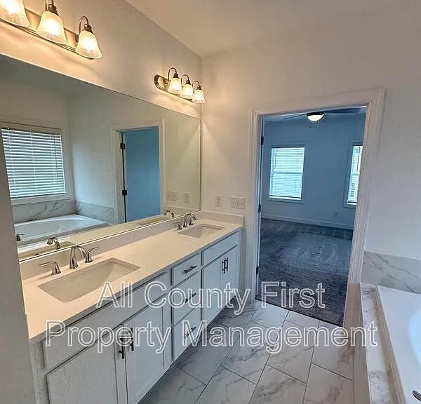 788 Angora Aly — Photo 15