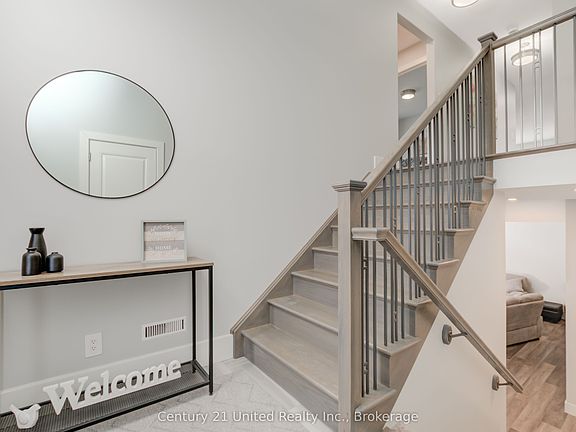 5th image of 109 Meagan Ln