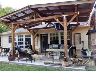 302 Coggins Ave, Poteau, OK 74953