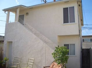 135 1/2 Dolphin Ave, Seal Beach, CA 90740