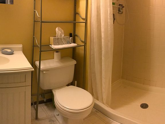 Lower level bath