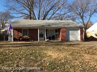 1519 Harry Rd, Manhattan, KS 66502