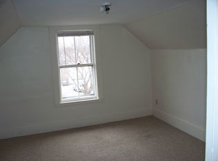77 Blodget St, Manchester, NH 03104