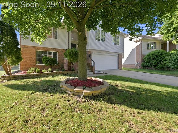 4th image of 3201 Lynhurst Ct