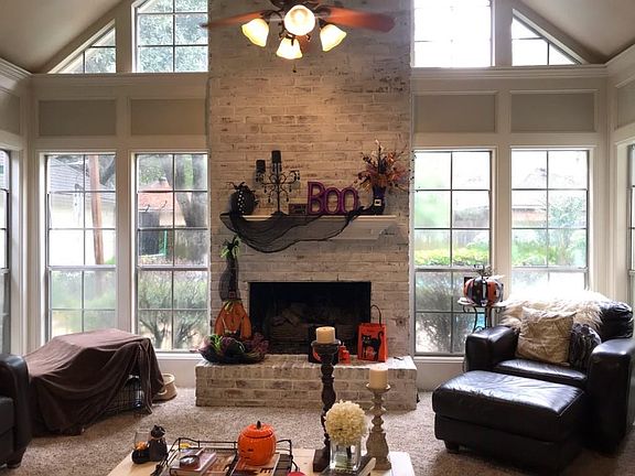 4th image of 5715 Woodland Creek Dr
