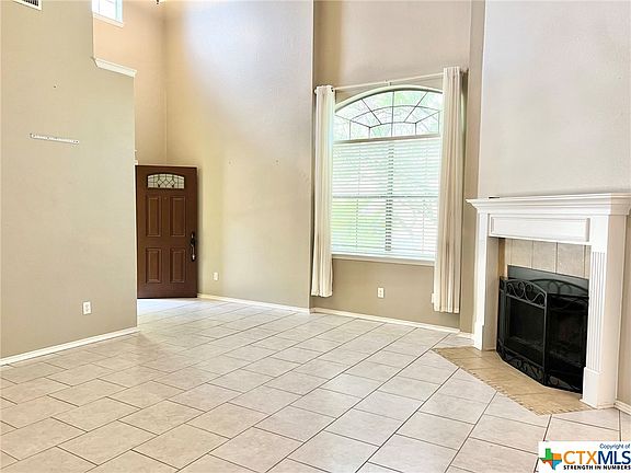 3rd image of 6802 Rosita Oak Dr