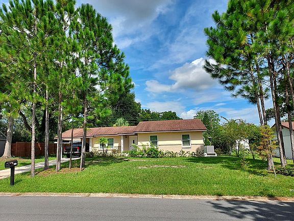 3rd image of 2110 John Arthur Way