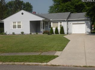 2610 Christine Ln, Youngstown, OH