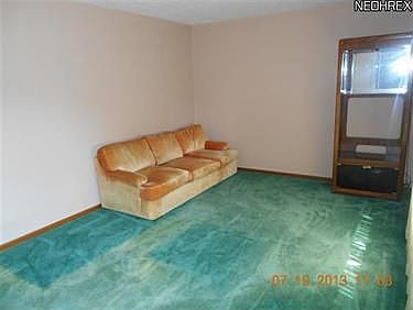5th image of 3614 Oakview Dr