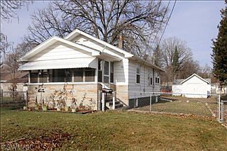 1st image of 181 Willard Ave E