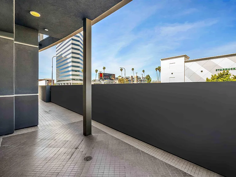 12026 Wilshire Blvd #210 — Photo 33