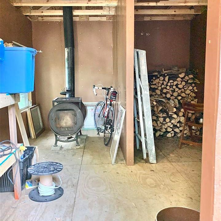 2nd image of 4066 Woodman Rd SW