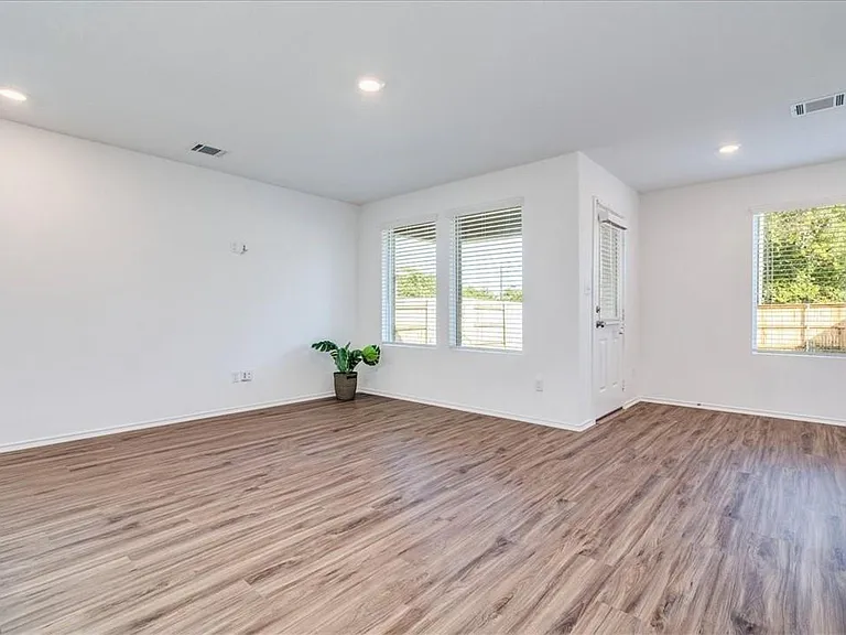 194 George Neggan Ln — Photo 11