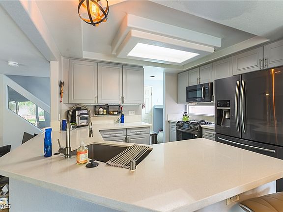 5th image of 8484 Montana Stream Ave