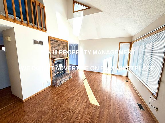 5th image of 6008 W 158th St