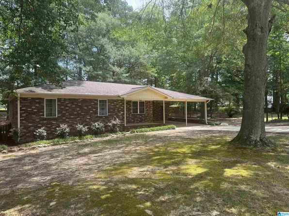 210 Taylor St, Boaz, AL 35957