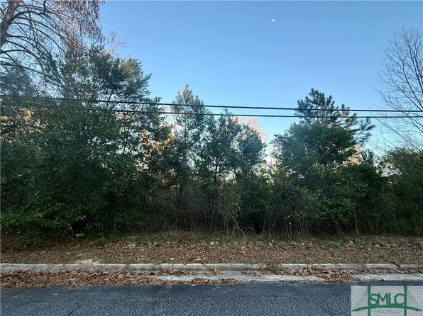 301 S Hull St, Sylvania, GA 30467