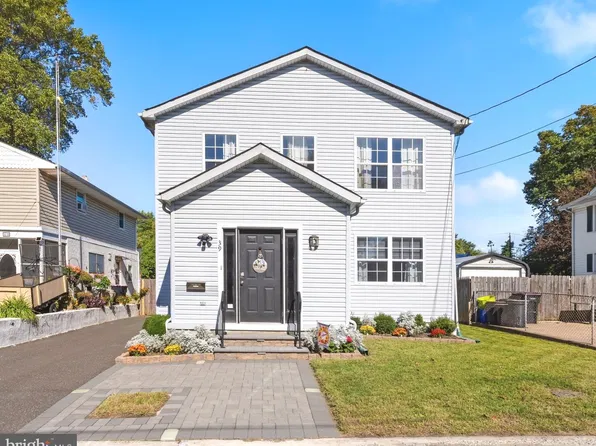 39 Lincoln Ave, Blackwood, NJ 08012
