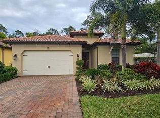 1008 Bradberry Dr, Nokomis, FL 34275
