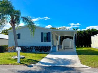 7 Flamenco Way, Pt Saint Lucie, FL 34952