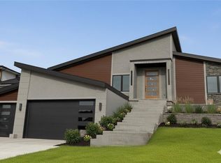 22426 W 87th Ter, Lenexa, KS 66227