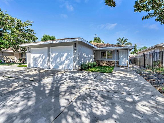 2nd image of 679-681 Pinto Dr