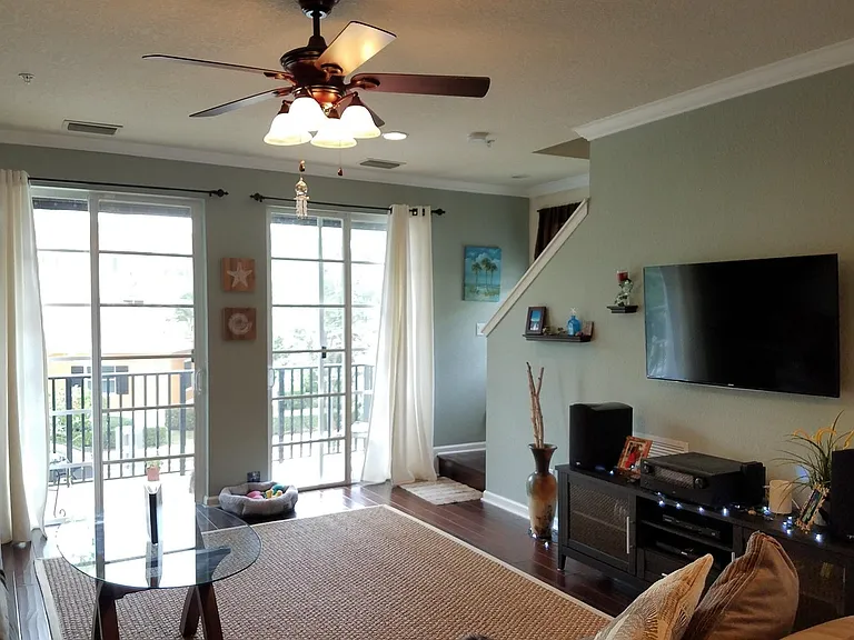 132 Greenwich Cir — Photo 3