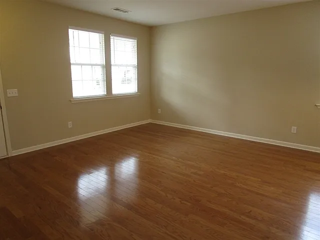406 Howell Xing — Photo 11