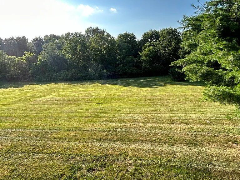 225 Woodhaven Dr — Photo 9