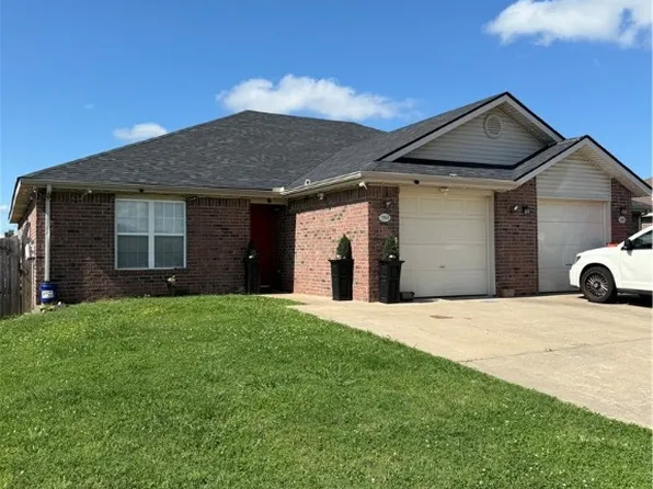 1297 Homestead Loop, Springdale, AR 72764
