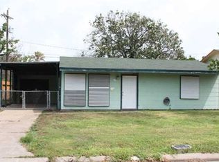 118 Pompano Ave, Galveston, TX 77550