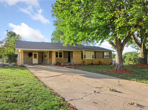 1002 S Oak St, Harrison, AR 72601