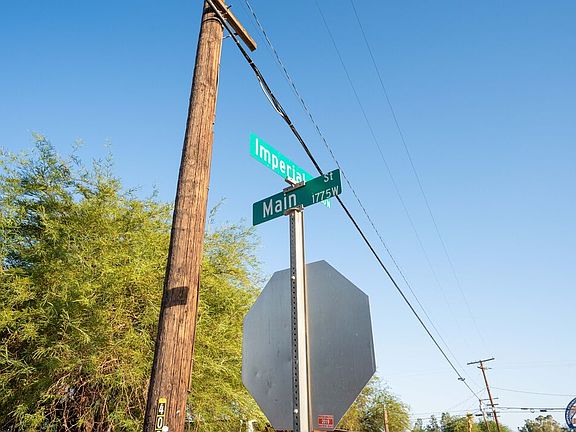 4th image of 1775 W Main St