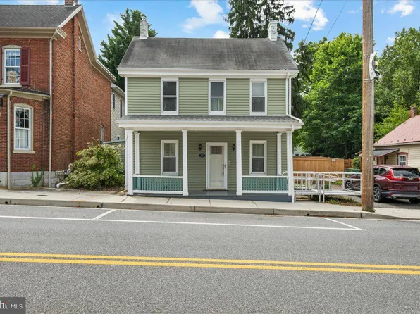 25 E Baltimore St, Funkstown, MD 21734
