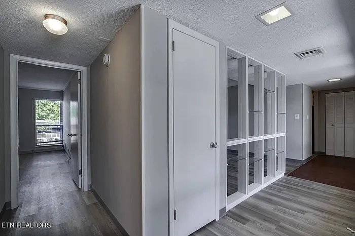 400 Dublin Dr — Photo 10