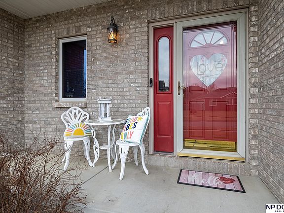 3rd image of 3242 Prairieview Dr