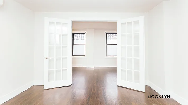 Rented by Nooklyn NYC LLC | media 51